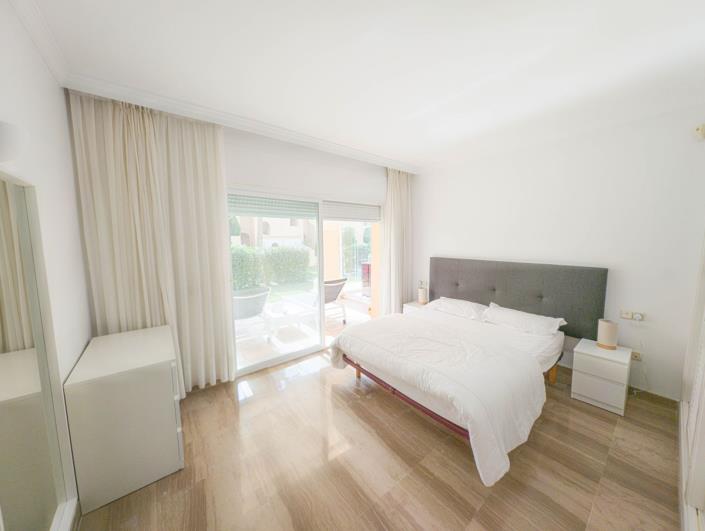 Image No.15-3 Bed Apartment for sale