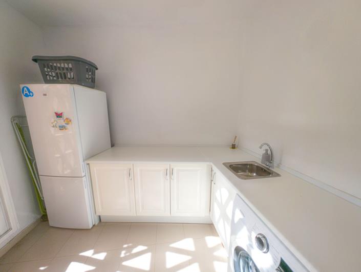 Image No.25-3 Bed Apartment for sale