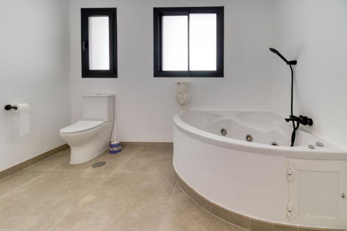 Image No.23-Villa / Détaché de 5 chambres à vendre à Mijas Costa