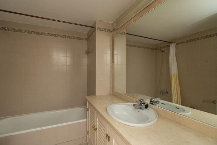 Image No.12-Appartement de 2 chambres à vendre à Calahonda