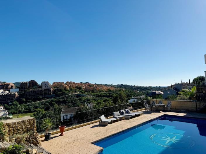 Image No.34-Villa / Détaché de 8 chambres à vendre à Elviria