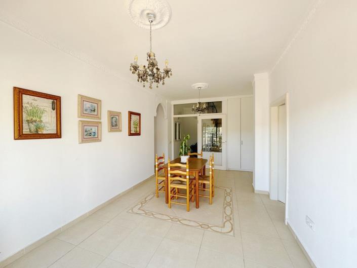 Image No.36-Villa / Détaché de 8 chambres à vendre à Elviria