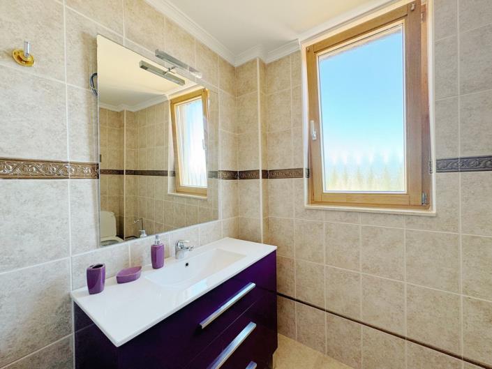 Image No.39-Villa / Détaché de 8 chambres à vendre à Elviria