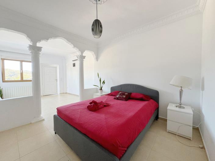 Image No.41-Villa / Détaché de 8 chambres à vendre à Elviria