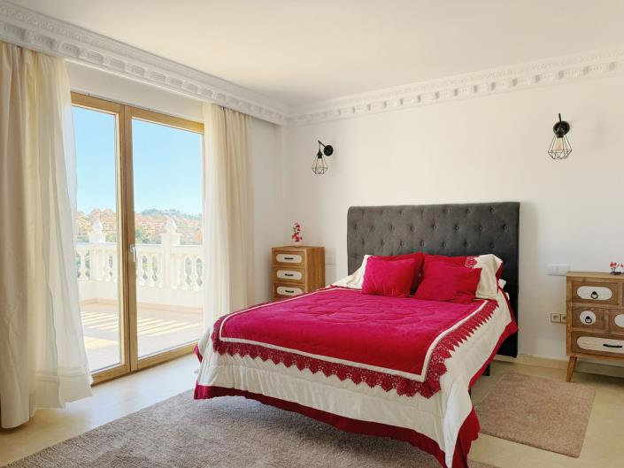 Image No.48-Villa / Détaché de 8 chambres à vendre à Elviria