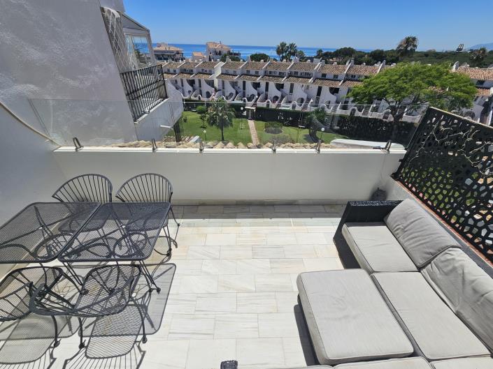Image No.1-3 Bed Penthouse for sale