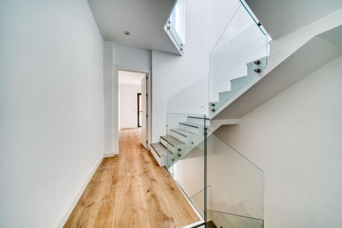 Image No.10-3 Bed Townhouse for sale