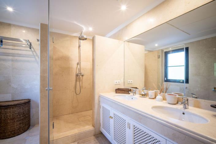 Image No.13-Villa / Détaché de 4 chambres à vendre à Benahavis