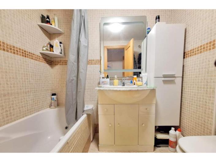 Image No.12-2 Bed Apartment for sale