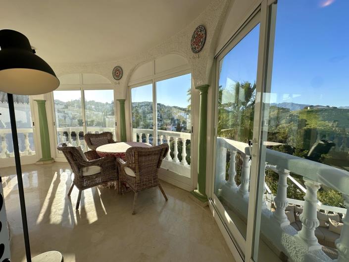 Image No.13-4 Bed Villa / Detached for sale