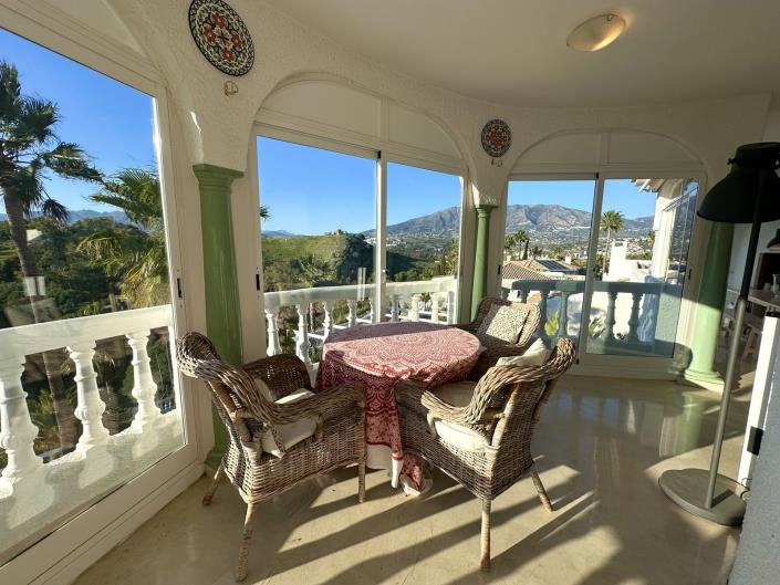 Image No.14-4 Bed Villa / Detached for sale