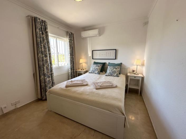 Image No.16-4 Bed Villa / Detached for sale