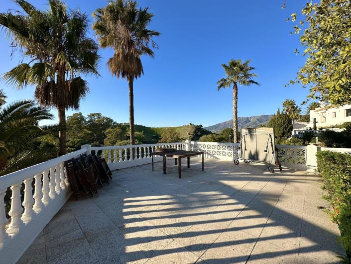 Image No.37-4 Bed Villa / Detached for sale