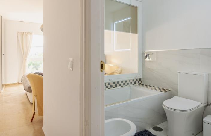 Image No.13-2 Bed Apartment for sale