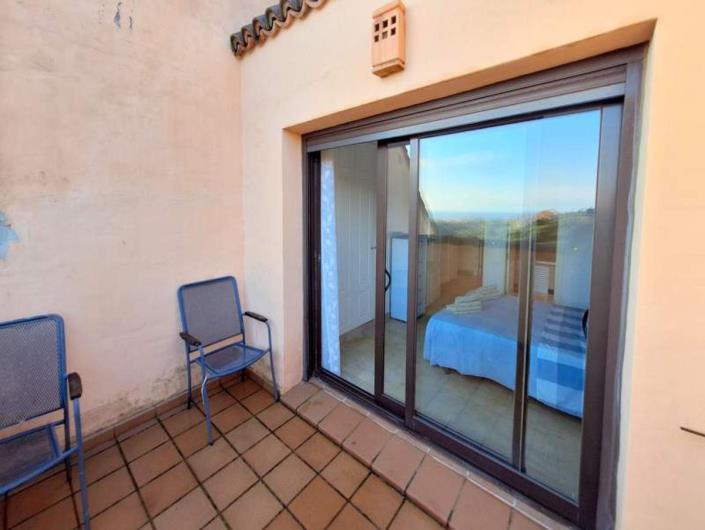 Image No.19-2 Bed Apartment for sale