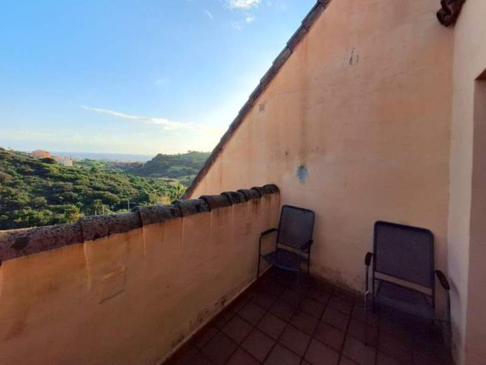 Image No.21-2 Bed Apartment for sale