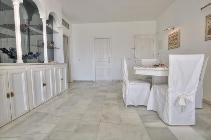 Image No.8-3 Bed Apartment for sale