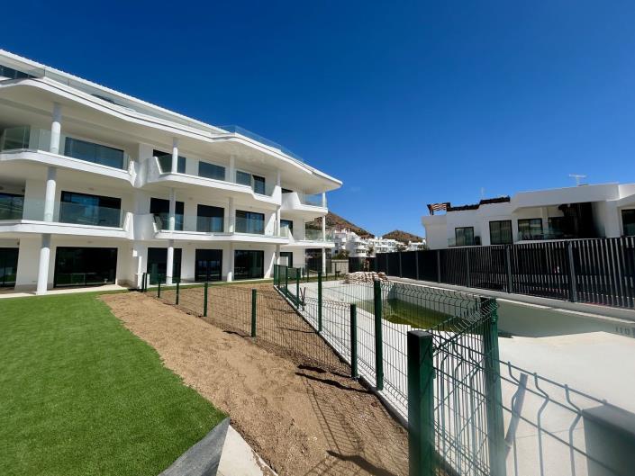 Image No.2-3 Bed Apartment for sale