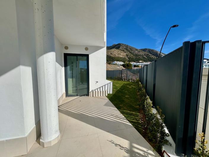 Image No.12-3 Bed Apartment for sale