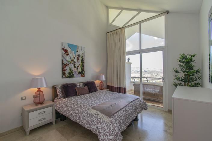 Image No.8-3 Bed Apartment for sale