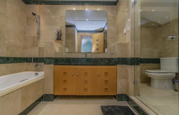 Image No.15-3 Bed Apartment for sale