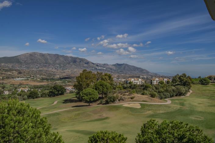 Image No.20-3 Bed Apartment for sale