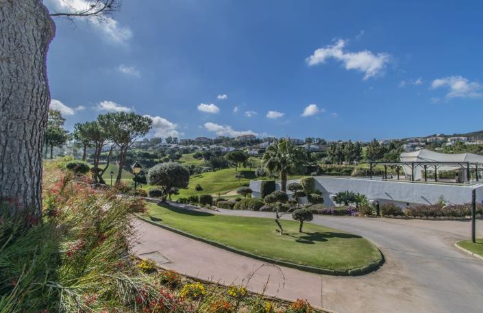 Image No.36-3 Bed Apartment for sale