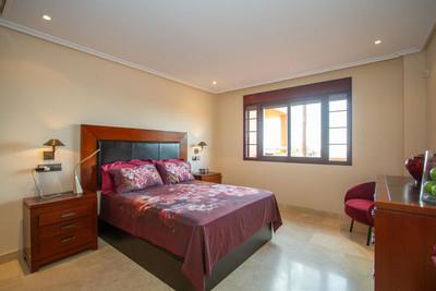 Image No.14-3 Bed Apartment for sale