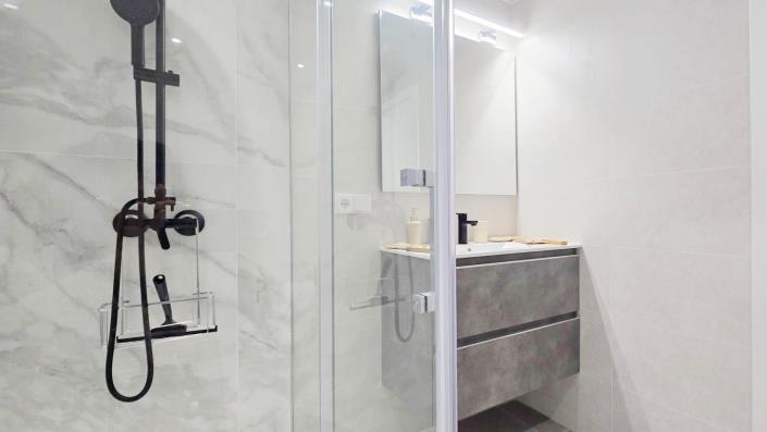 Image No.25-2 Bed Penthouse for sale