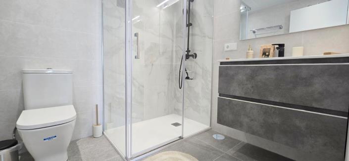 Image No.26-2 Bed Penthouse for sale