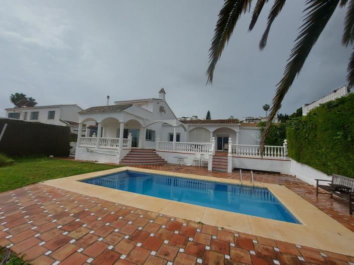 Image No.1-Villa / Détaché de 3 chambres à vendre à La Duquesa