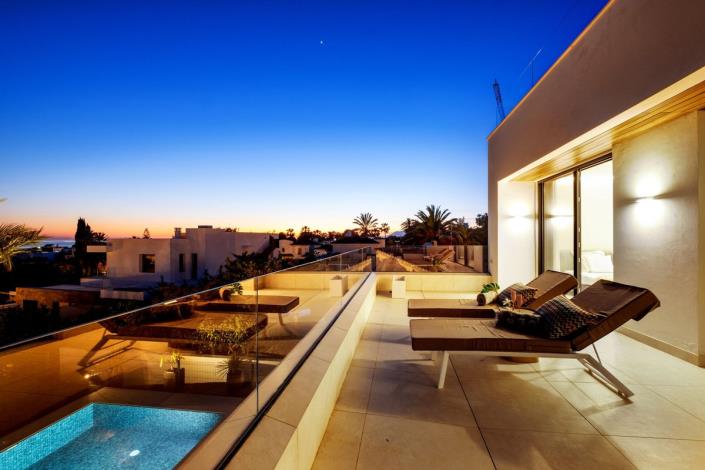 Image No.5-4 Bed Villa / Detached for sale