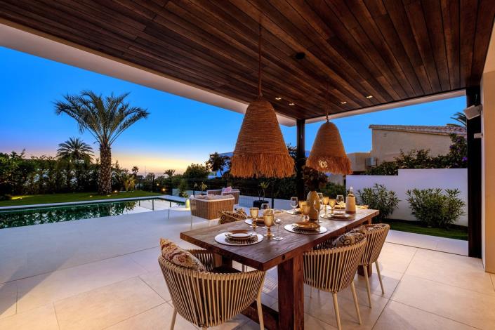 Image No.9-4 Bed Villa / Detached for sale