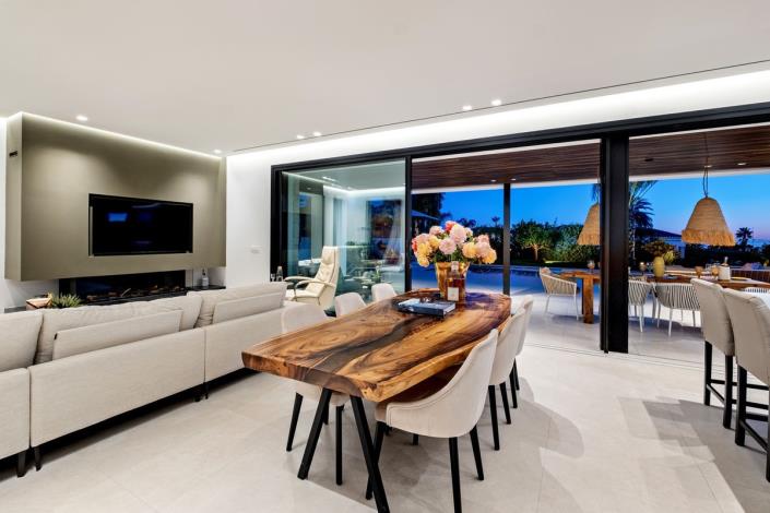 Image No.16-4 Bed Villa / Detached for sale