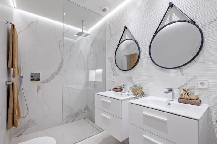 Image No.19-4 Bed Villa / Detached for sale