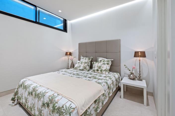 Image No.21-4 Bed Villa / Detached for sale