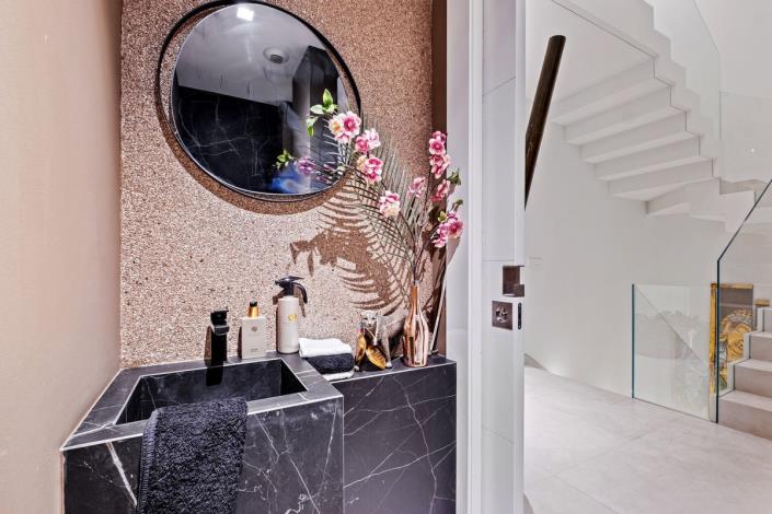 Image No.25-4 Bed Villa / Detached for sale