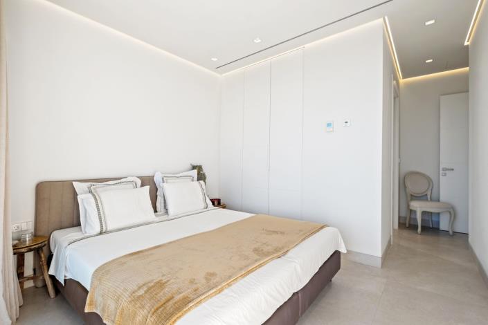 Image No.32-4 Bed Villa / Detached for sale