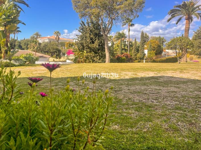 Image No.3-3 Bed Apartment for sale