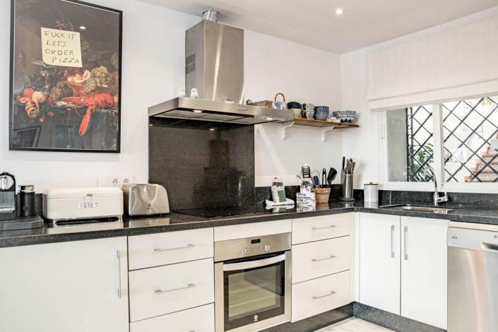 Image No.22-2 Bed Apartment for sale