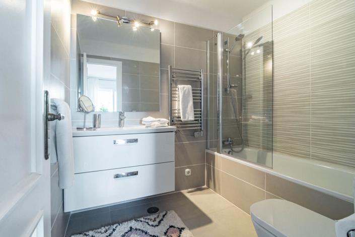 Image No.33-2 Bed Apartment for sale