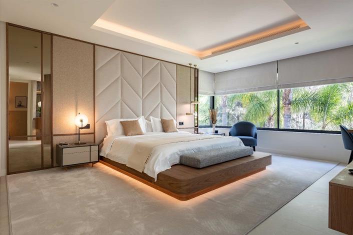 Image No.3-5 Bed Villa for sale