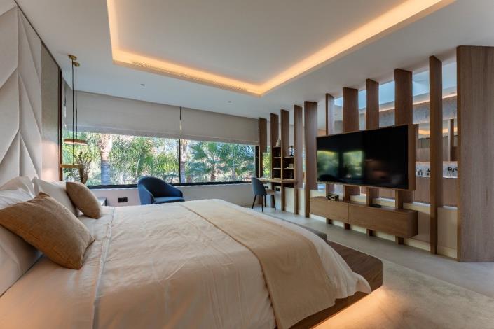 Image No.10-5 Bed Villa for sale