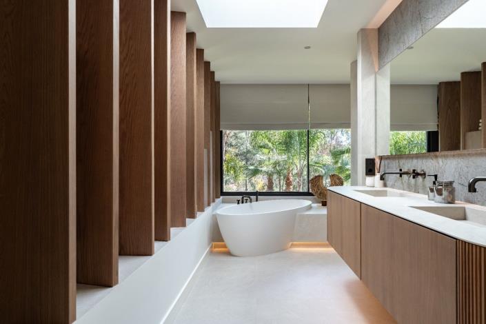 Image No.12-5 Bed Villa for sale