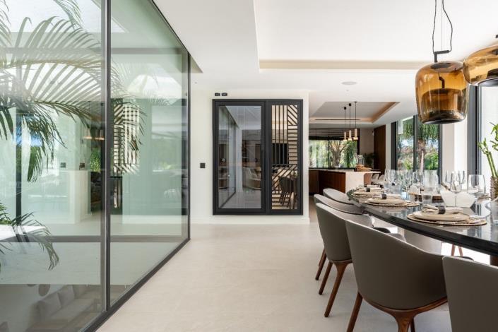 Image No.15-5 Bed Villa for sale