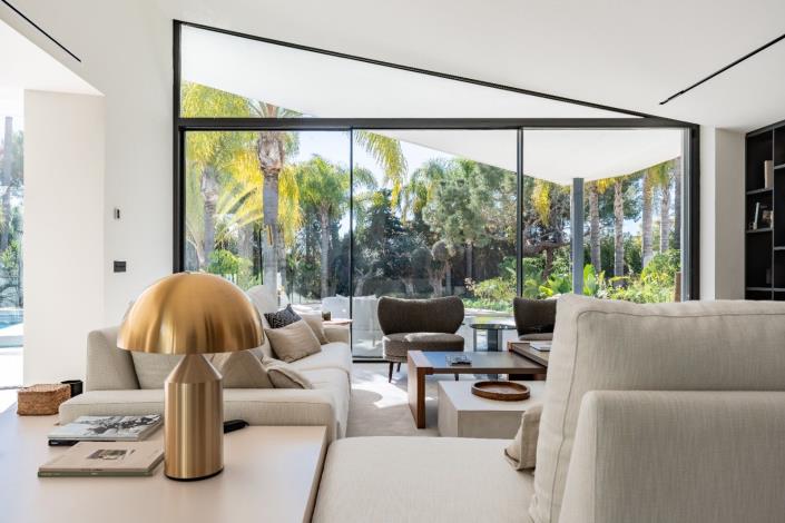 Image No.24-5 Bed Villa for sale