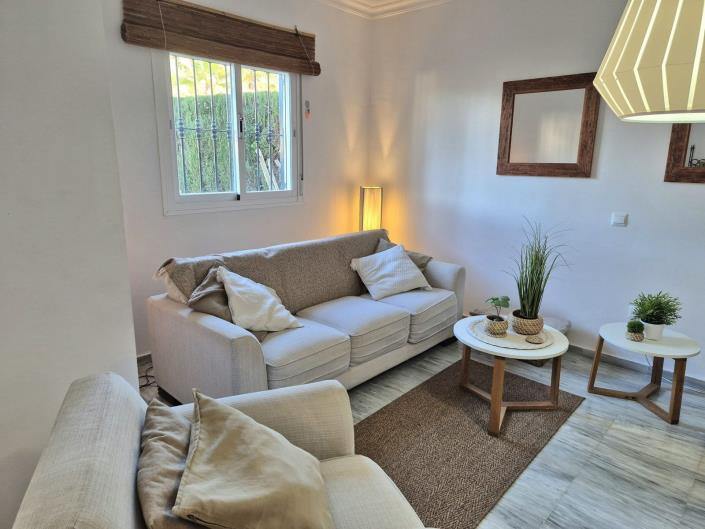 Image No.4-3 Bed House for sale