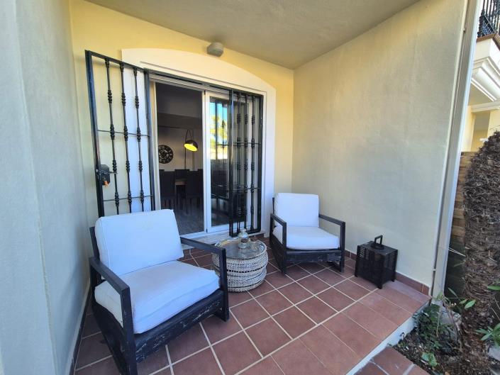 Image No.17-3 Bed House for sale