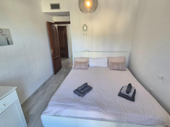 Image No.23-3 Bed House for sale