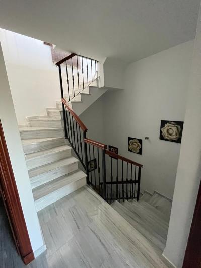 Image No.30-3 Bed House for sale